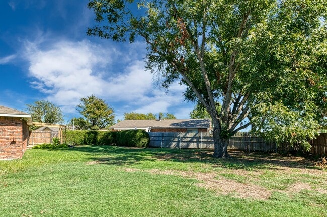 Building Photo - 3 Bedroom on Cul da Sac
