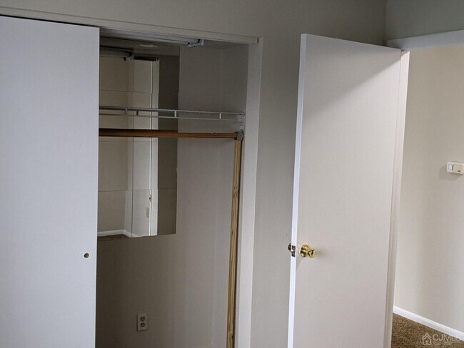 Building Photo - 5113 Ravens Crest Dr
