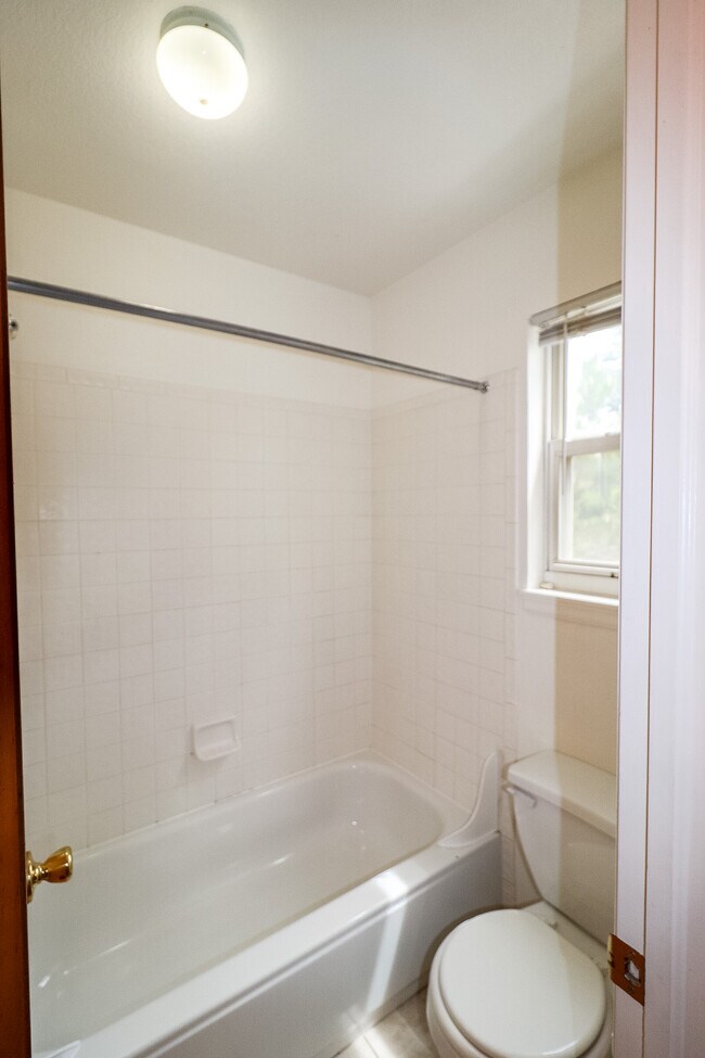 Building Photo - 5505 Chad Ct