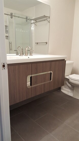 Floating Vanity - 6561 Woodhall Dr