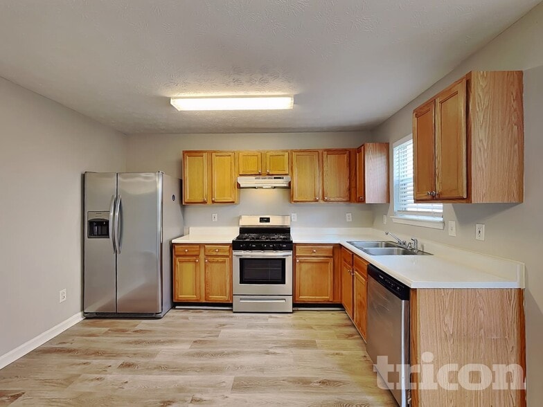 Building Photo - 360 Springhaven Way SE