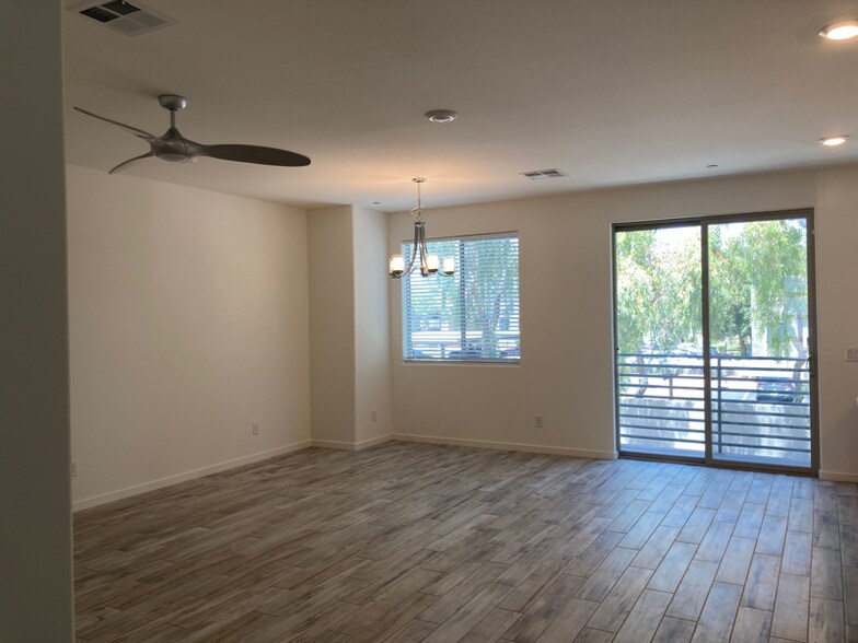 Building Photo - 300 N Gila Springs Blvd