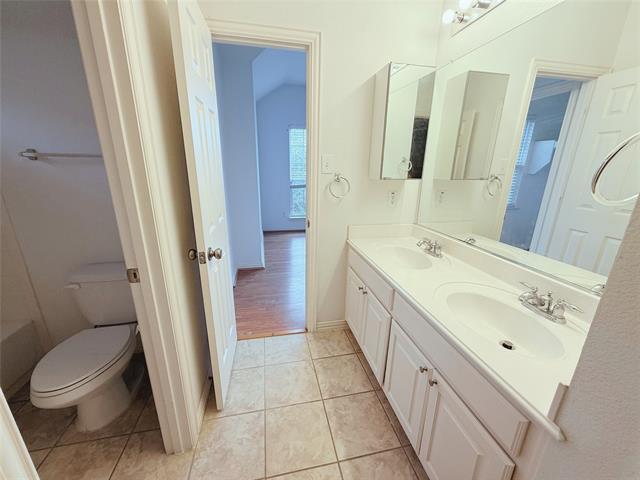 Building Photo - 5612 Leven Ln