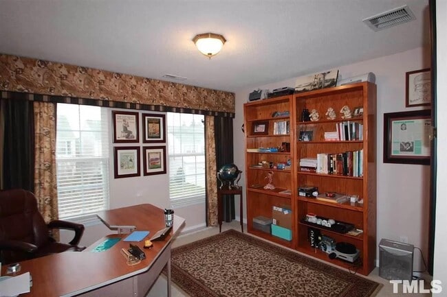 Building Photo - 109 Durston Loop