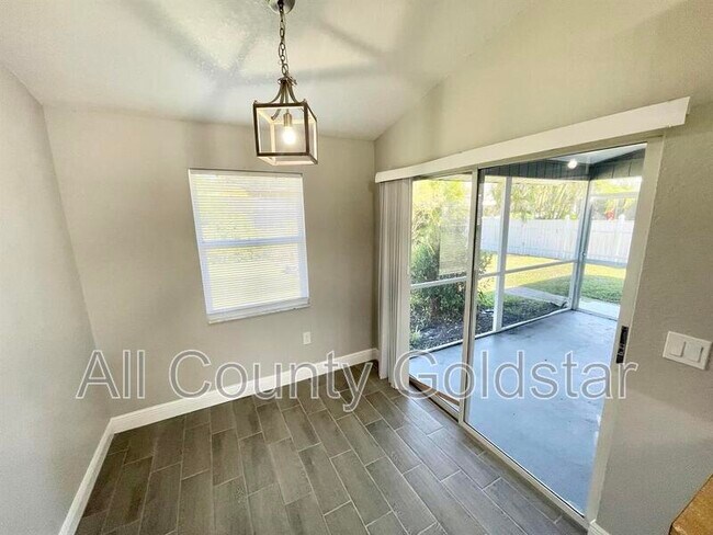 Building Photo - 19468 Edgewater Dr