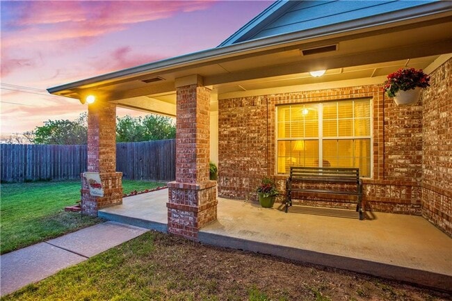 Building Photo - 10201 Buccaneer Dr
