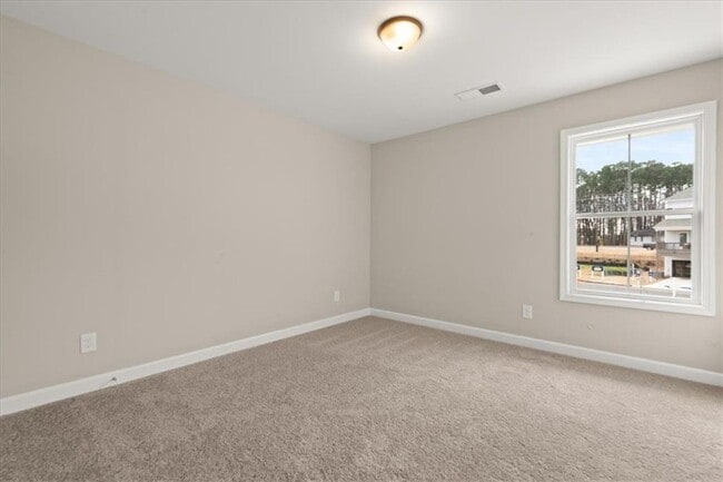 Building Photo - 4561 Moray Dr