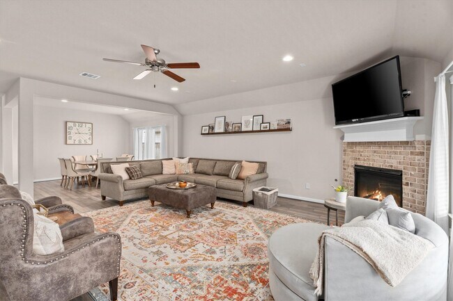 Building Photo - 2221 Hay Field Ct