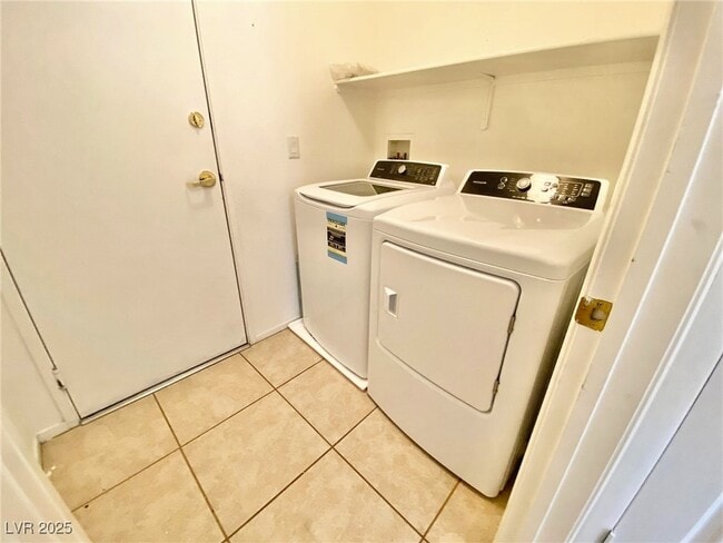 Building Photo - 1588 Ward Frontier Ln