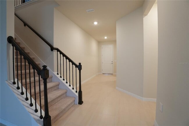 Building Photo - 268 Summer Pne St