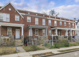 Building Photo - 3013 Spaulding Ave