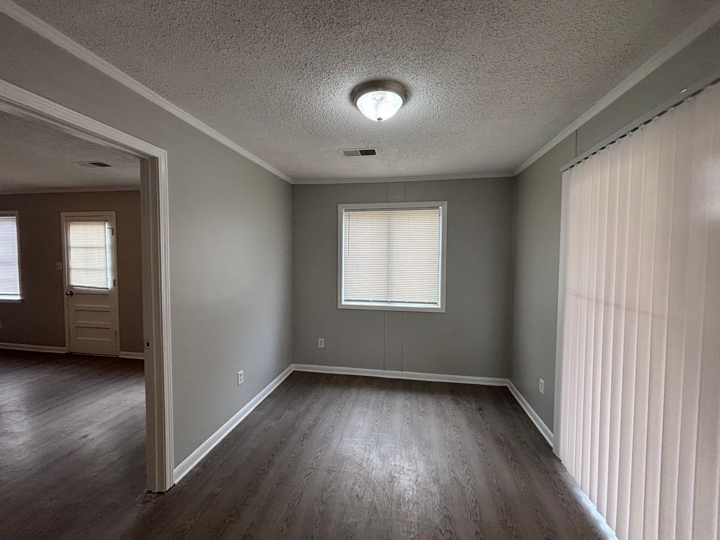 Building Photo - 837 Carrolton Rd