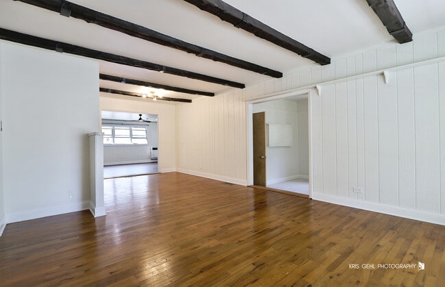 Building Photo - 455 Morgan Ln