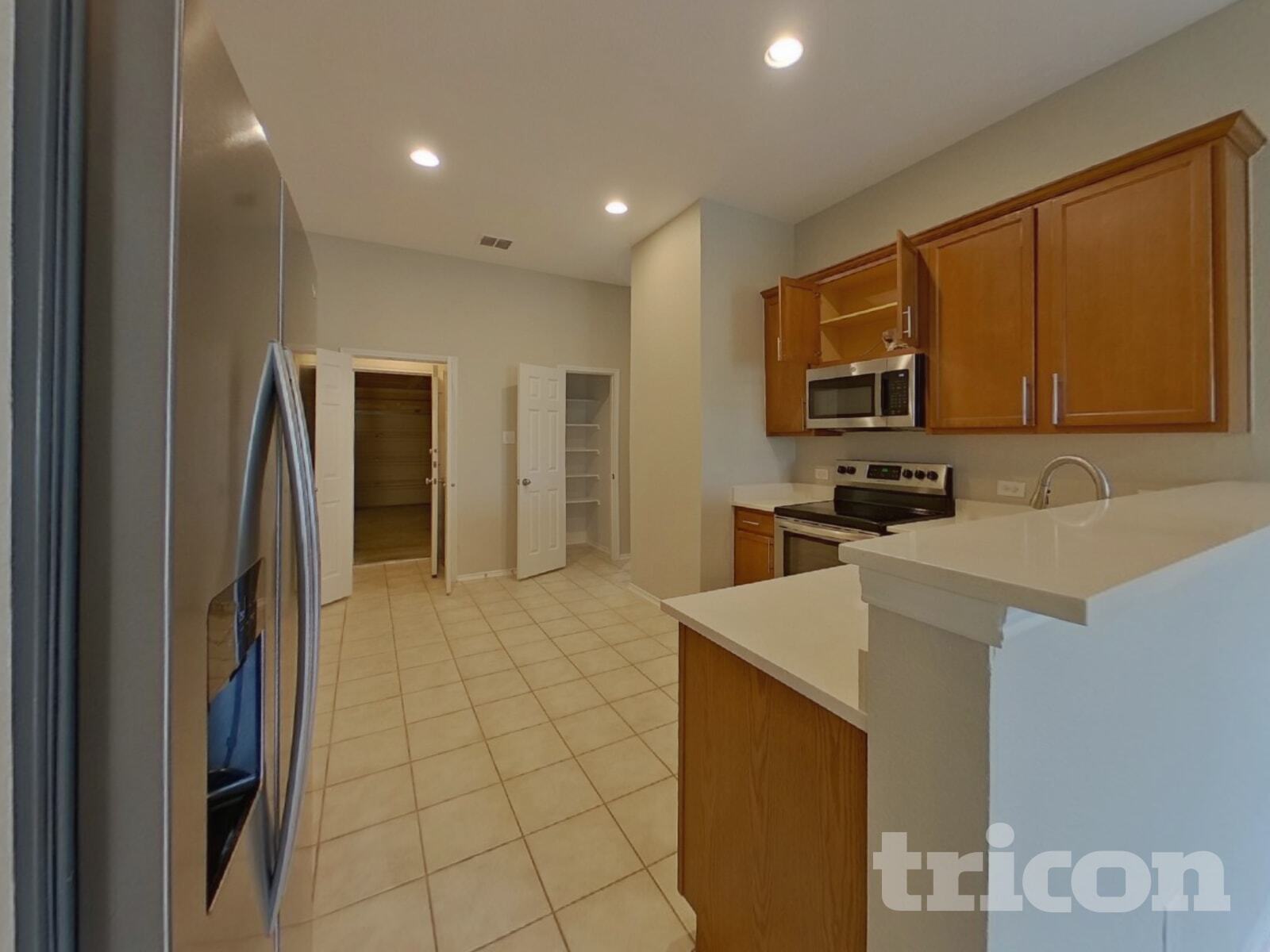 Building Photo - 1228 Artesia Dr