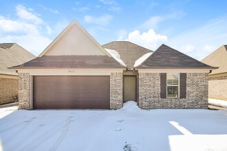 Building Photo - 9435 Darren Cir S