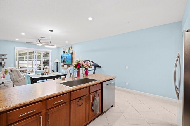 Building Photo - 9467 SW Merlin Ct