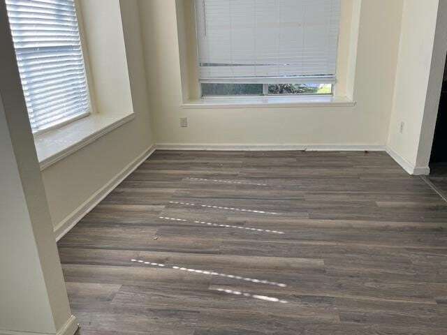 Building Photo - 406 Fair Oak Dr