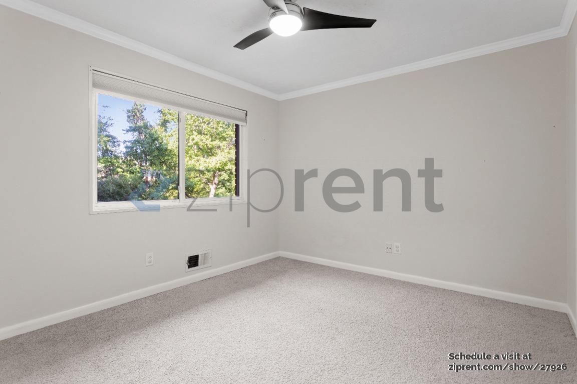 Building Photo - 100 Biscayne Dr NW