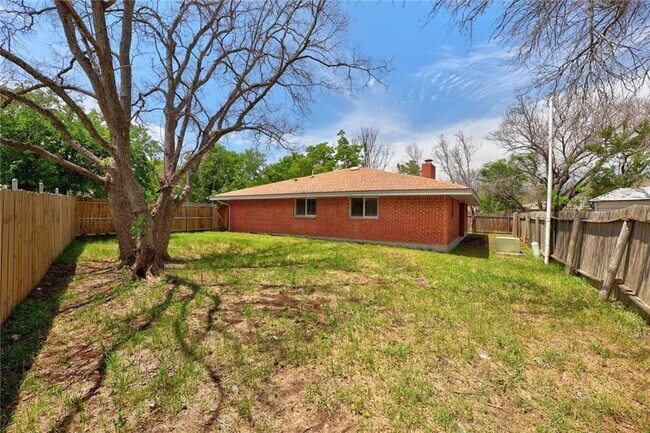 Building Photo - 11603 Gunsmoke Cir