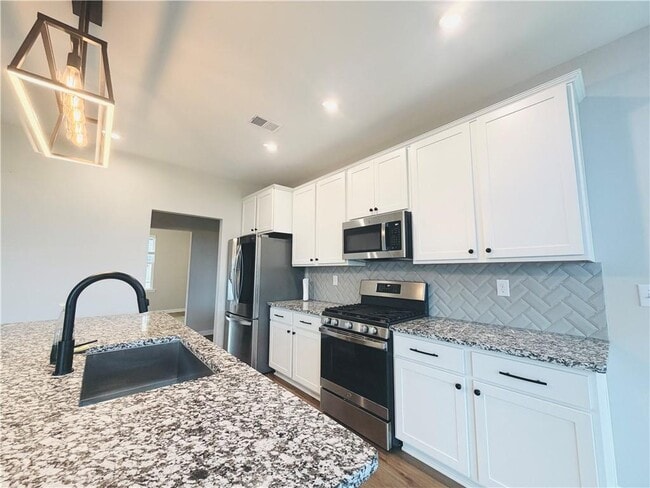 Building Photo - 607 Michigan Cir