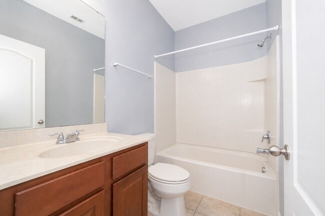 Building Photo - 7460 Ripplepointe Way