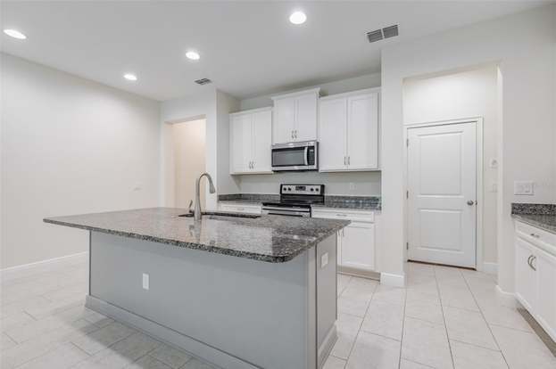 Building Photo - 17865 Stella Moon Pl