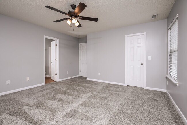 Building Photo - 8108 Inverbrass Ct