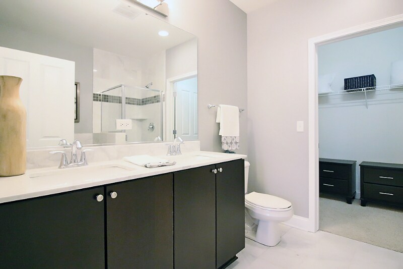 Building Photo - 1930 S Wabash Ave