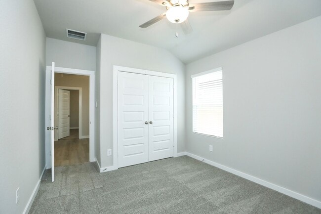 Building Photo - 14110 Greystone Ter St