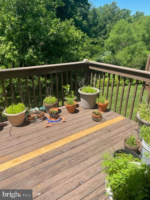 Building Photo - 55 Wincrest Dr