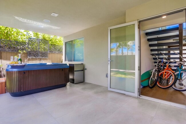 Building Photo - Luxury Furnished Home La Jolla with Ocean Views