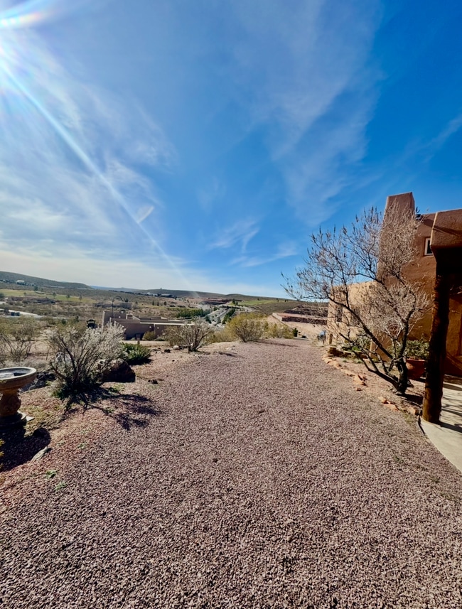 Building Photo - 3369 S 1100 W