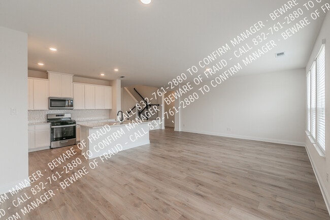 Building Photo - 346 Boroughbridge Dr