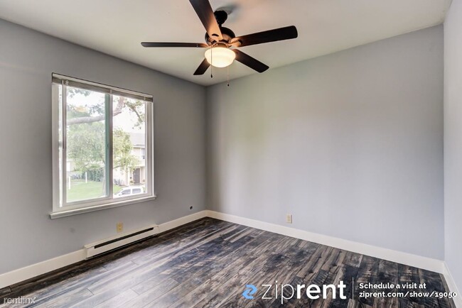 Building Photo - 4 br, 1.5 bath Condo - 201 Carriage Drive,...