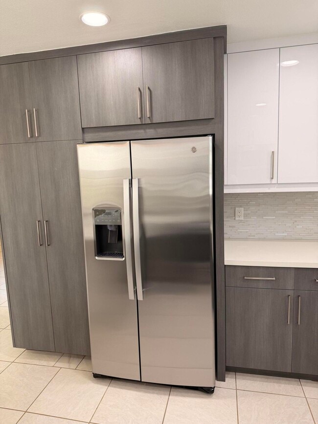 Building Photo - 51905 Avenida Velasco