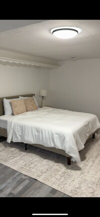 Building Photo - 328 Folcroft St