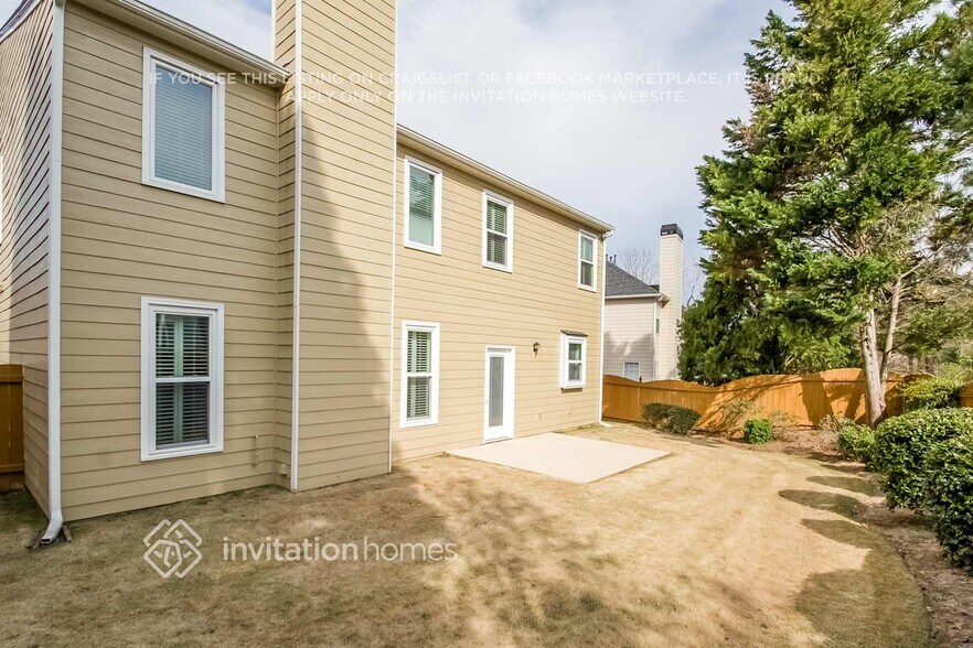 Building Photo - 3654 Bancroft Main NW