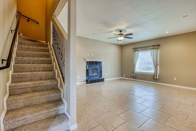 Building Photo - Beautiful Corner lot House