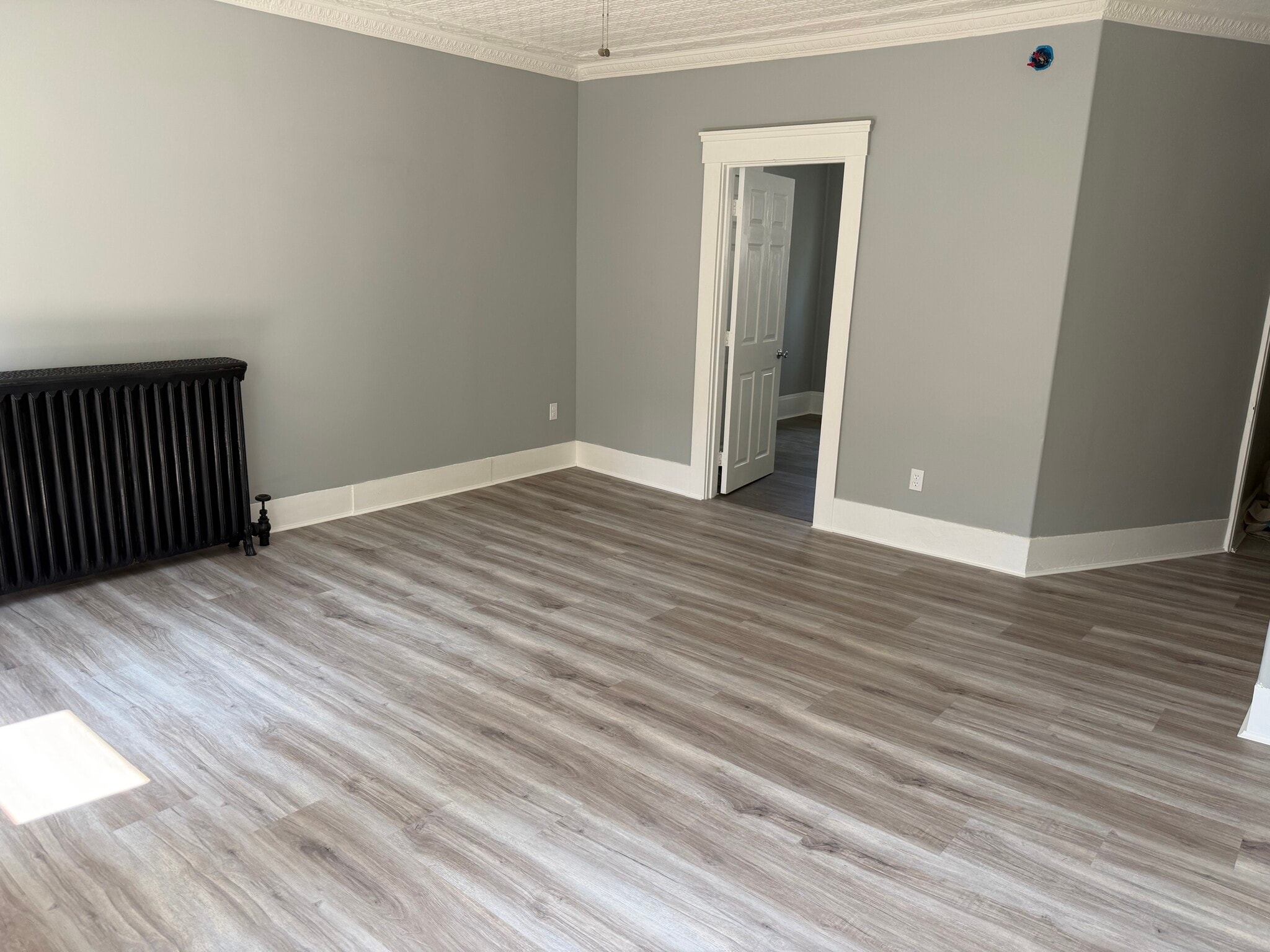 Living room - 336 Portland St