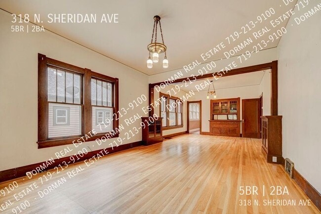 Building Photo - 318 N Sheridan Ave