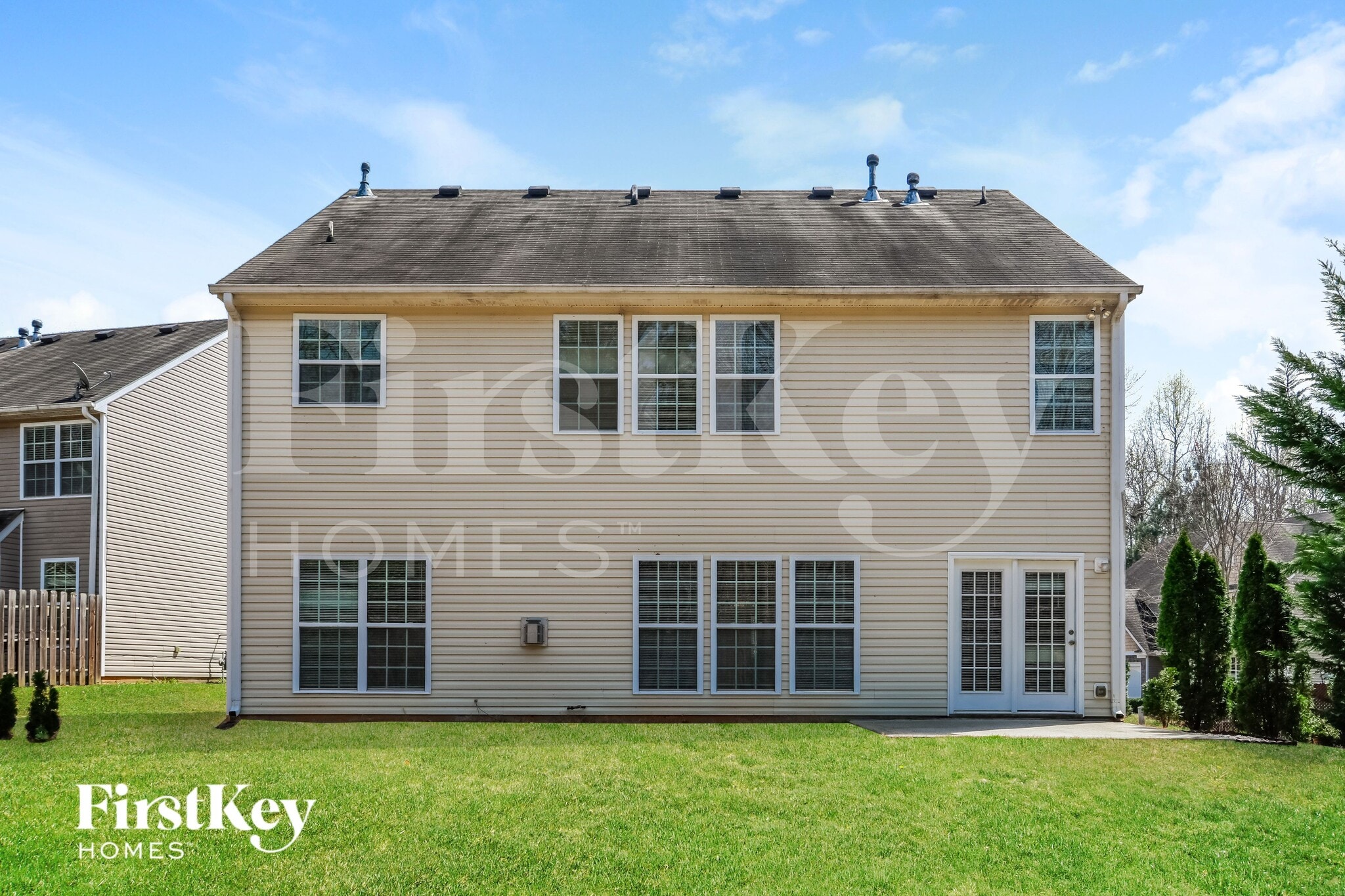 Building Photo - 6919 Island Pointe Dr