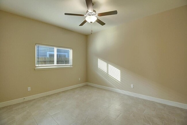 Building Photo - 7510 Sable Creek Dr