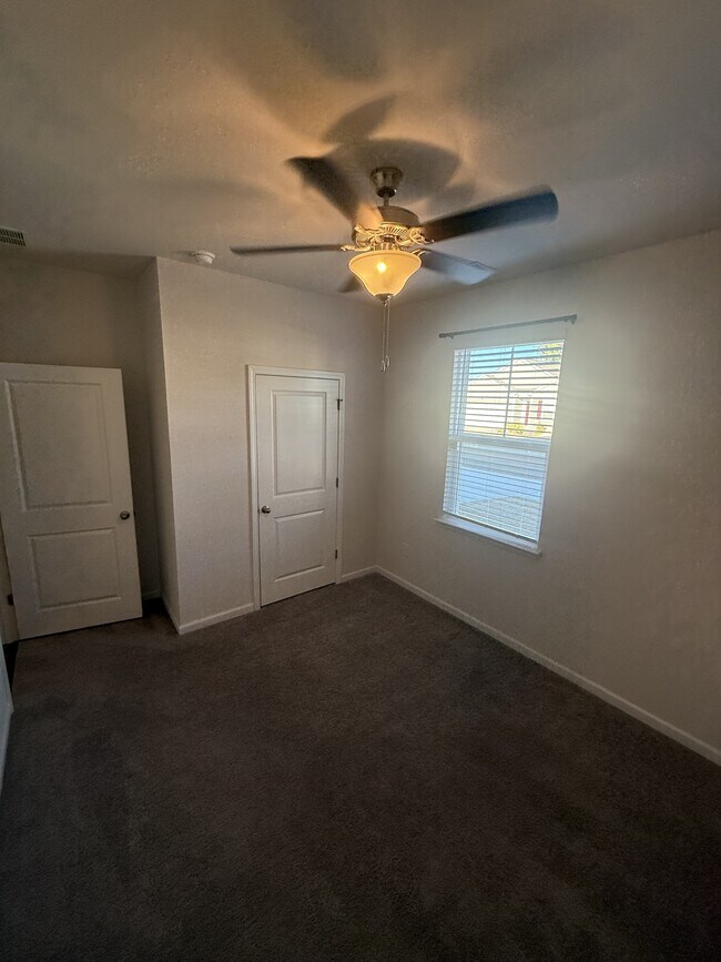 Building Photo - 2672 Pegasus Pl