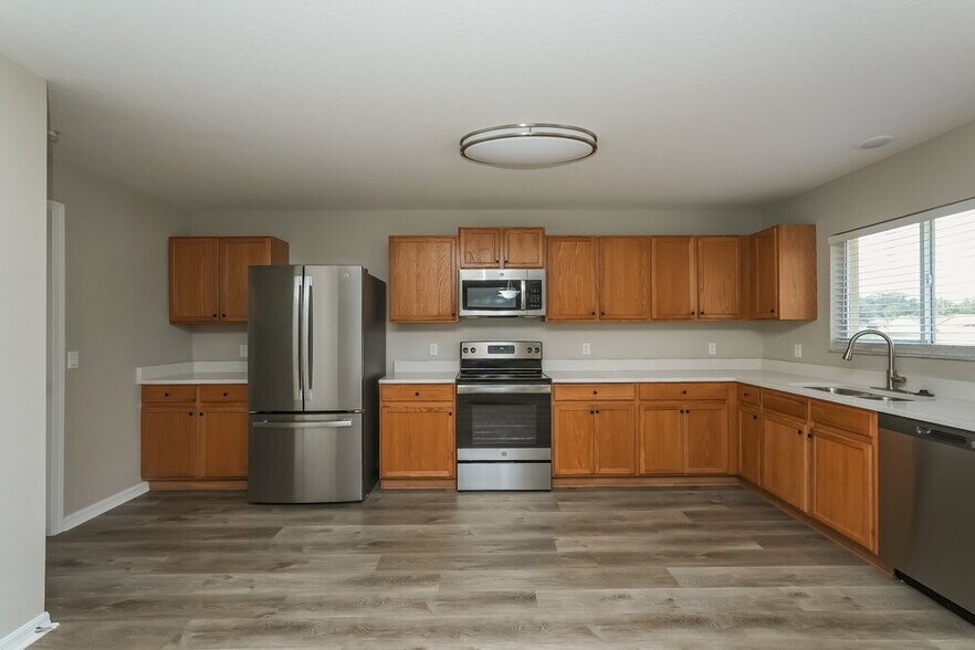 Building Photo - 7345 Hunters Greene Cir