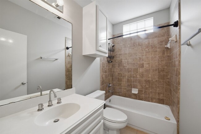 Building Photo - 3736 Main Plaza Dr