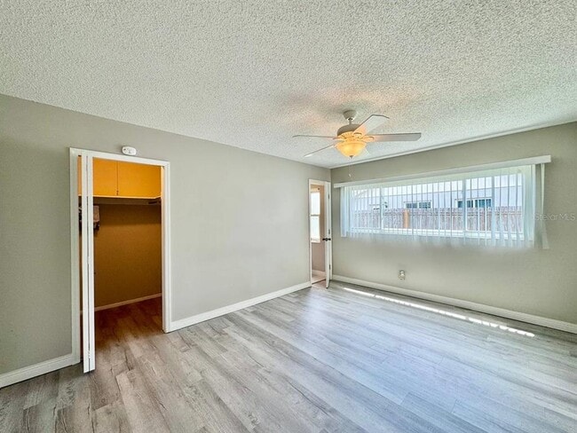 Building Photo - 2924 Catherine Dr