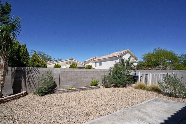 Building Photo - 7712 Sublimity Ave