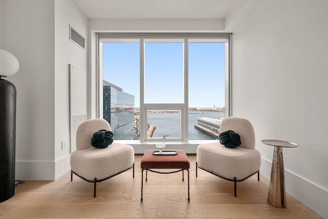 Building Photo - 150 Seaport Blvd