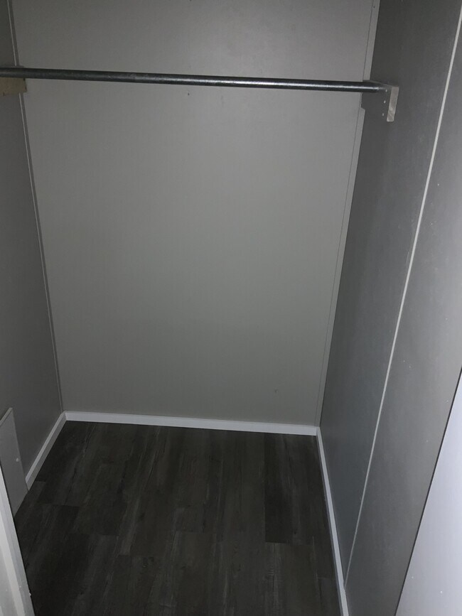 Building Photo - 253 Pebble Rock Cir