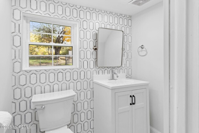 Building Photo - 36 Chest-Georgetown Rd